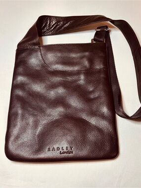 Bradley London Brown Leather Pocket Bag Zip Top Crossbody